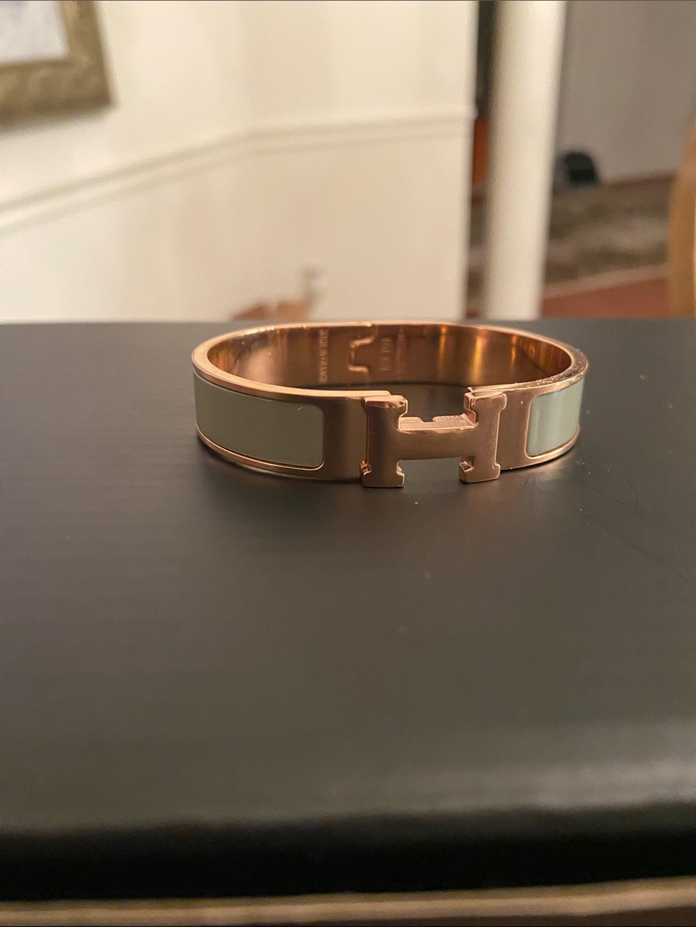 Fashion Jewelry Rose Gold Cuff Bracelet with Light Green Enamel